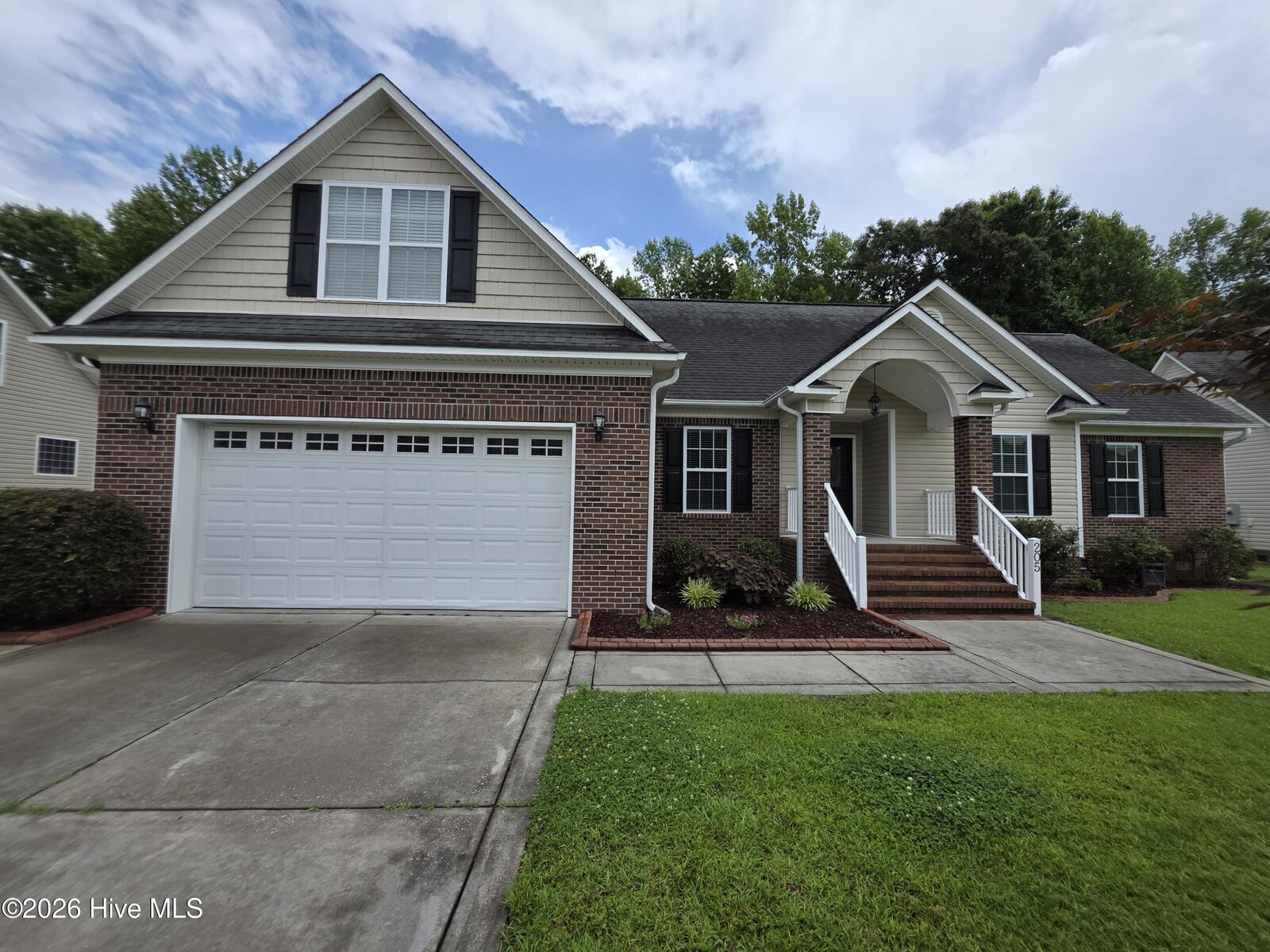 Property Photo: 205 Woodberry Place NC 28540
