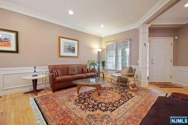 Property Photo:  47 Mulberry Court  NJ 07652 
