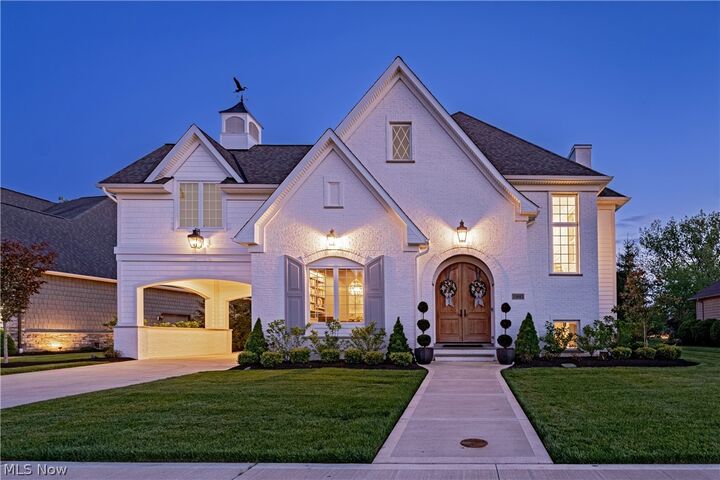 Property Photo: 33683 Via San Angelo Drive OH 44011