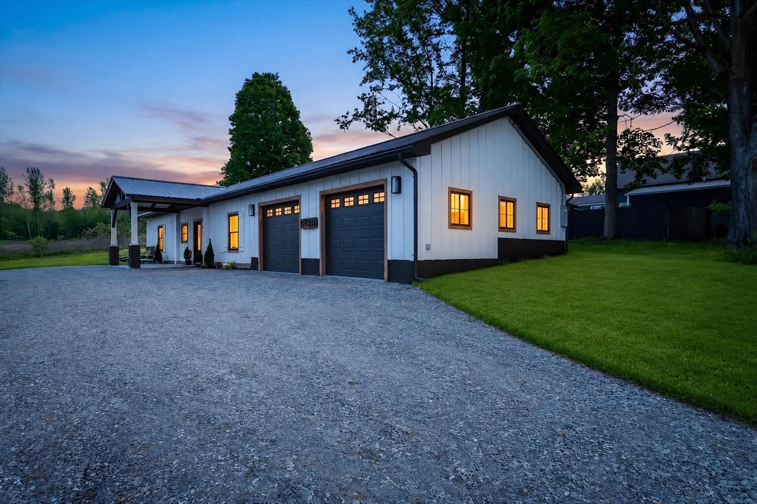 Property Photo:  5048 Hanna Road  VT 05454 