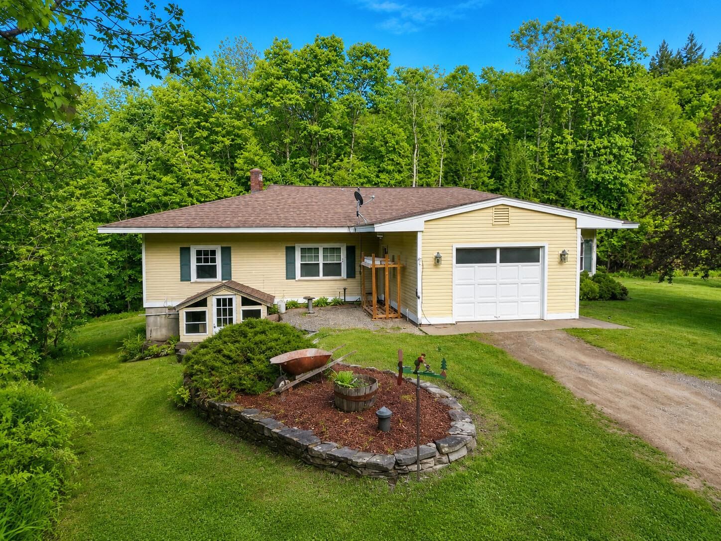 Property Photo: 244 Walpole Valley Road NH 03602