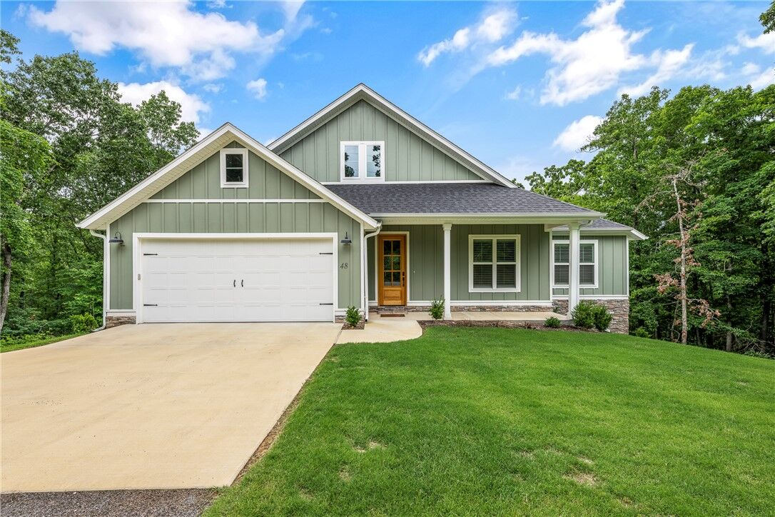 Property Photo: 48 Brentwood Drive AR 72715