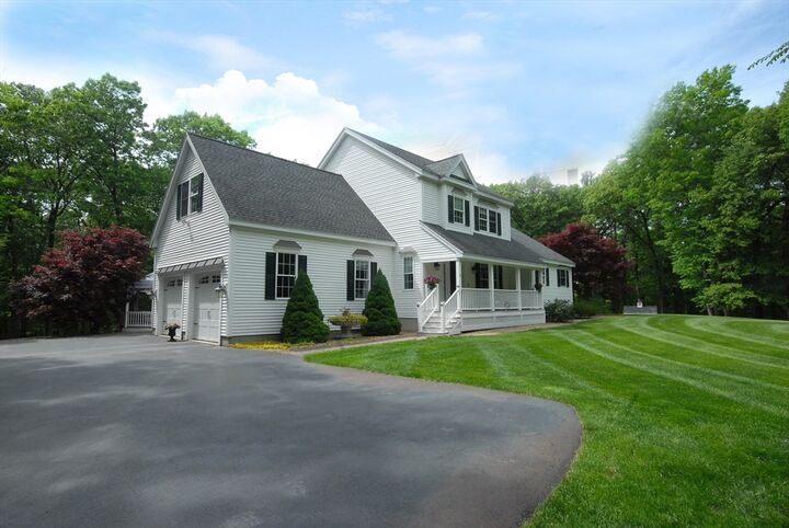 Property Photo:  8 Barton Rd  MA 01451 