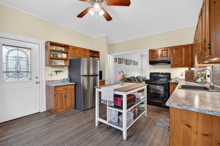 Property Photo:  45 Church St A  MA 01863 