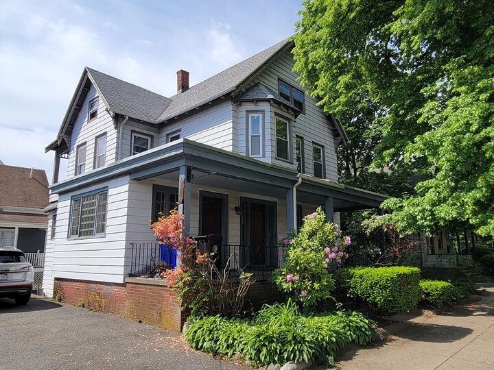 Property Photo:  635 Salem St  MA 02148 