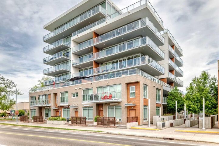 Property Photo:  1234 5 Avenue NW 2105  AB T2N 0R9 