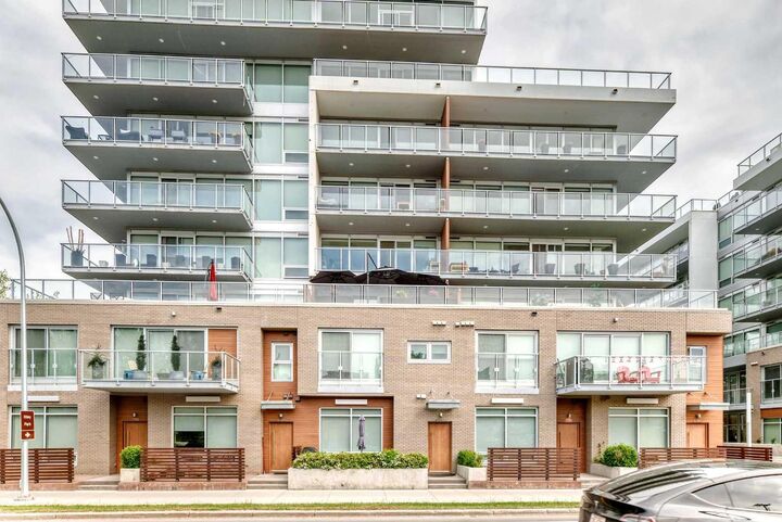 Property Photo: 1234 5 Avenue NW 2105 AB T2N 0R9
