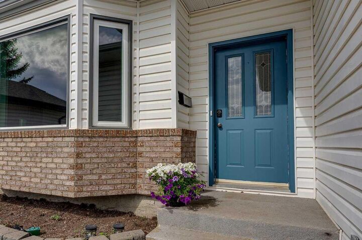 Property Photo: 24 Bruns Bay AB T4L 1P2