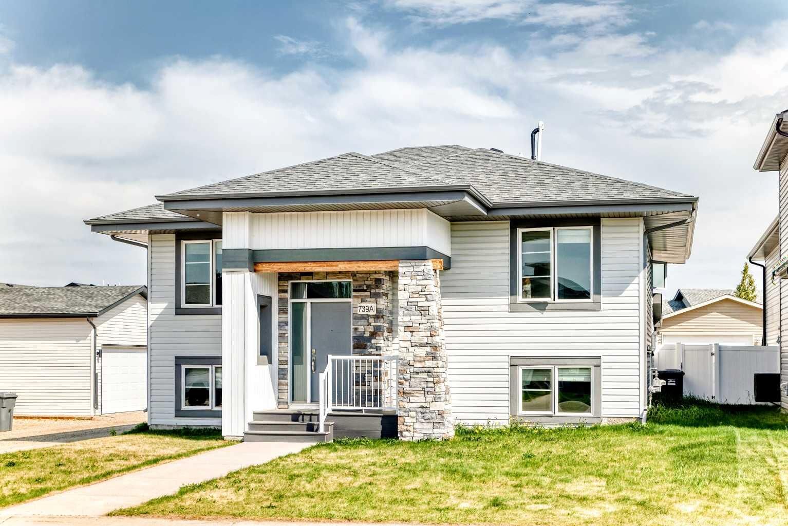 Photo de la propriété:  739 Cypress Lane  AB T4S 0N9 