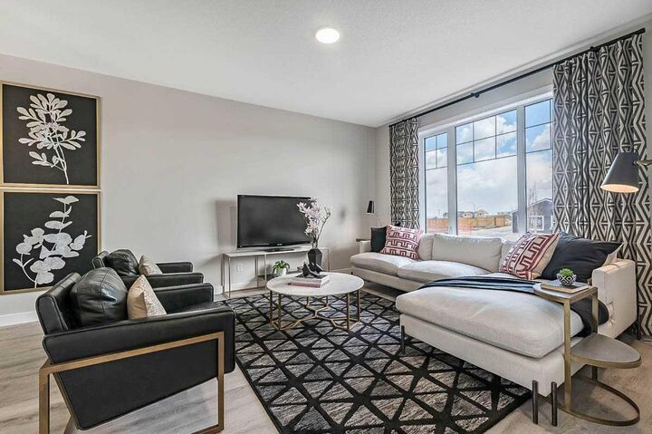 Property Photo: 5132 154 Avenue SW AB T2Y 0N2