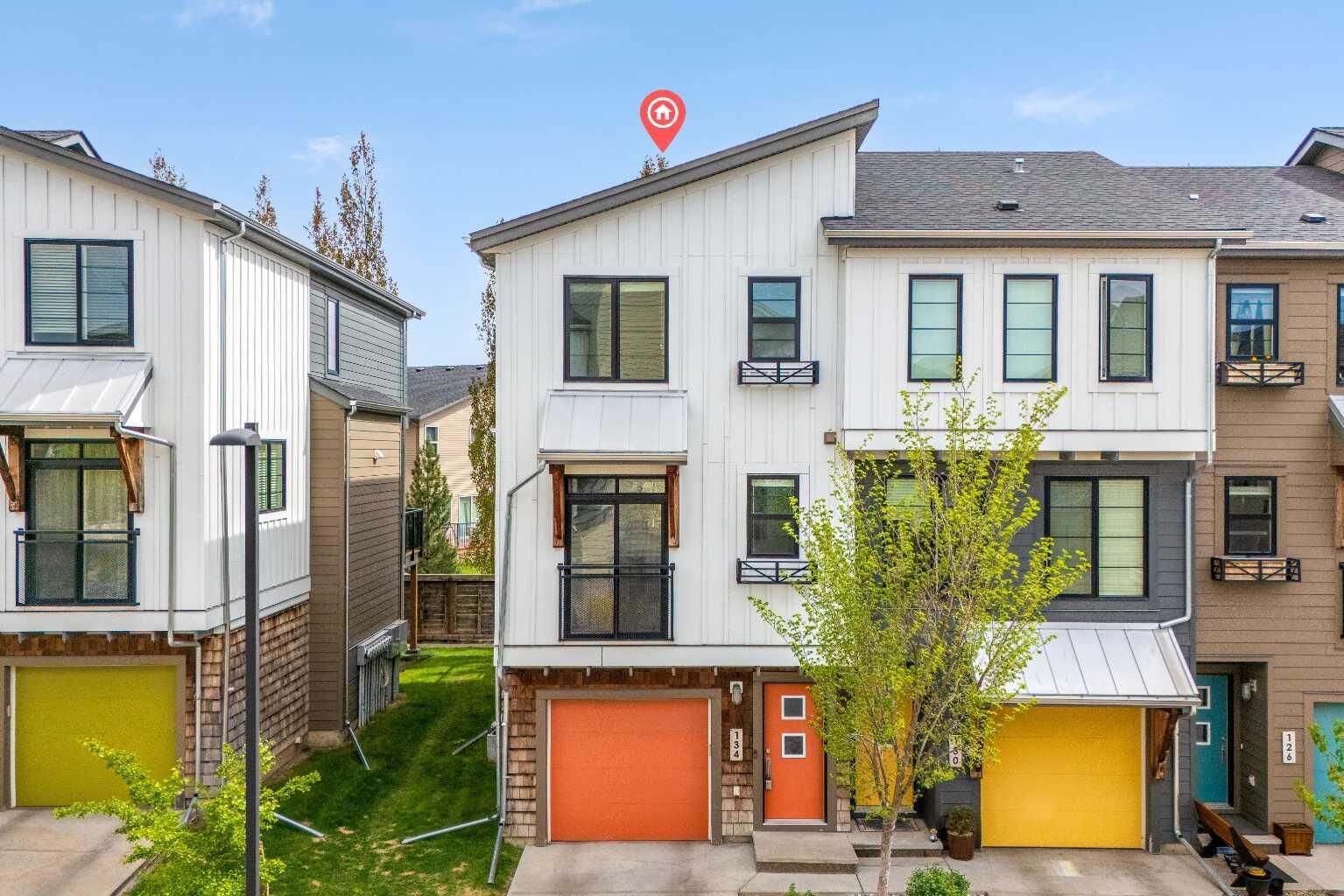 Property Photo: 134 Walden Circle SE AB T2X 0Y4