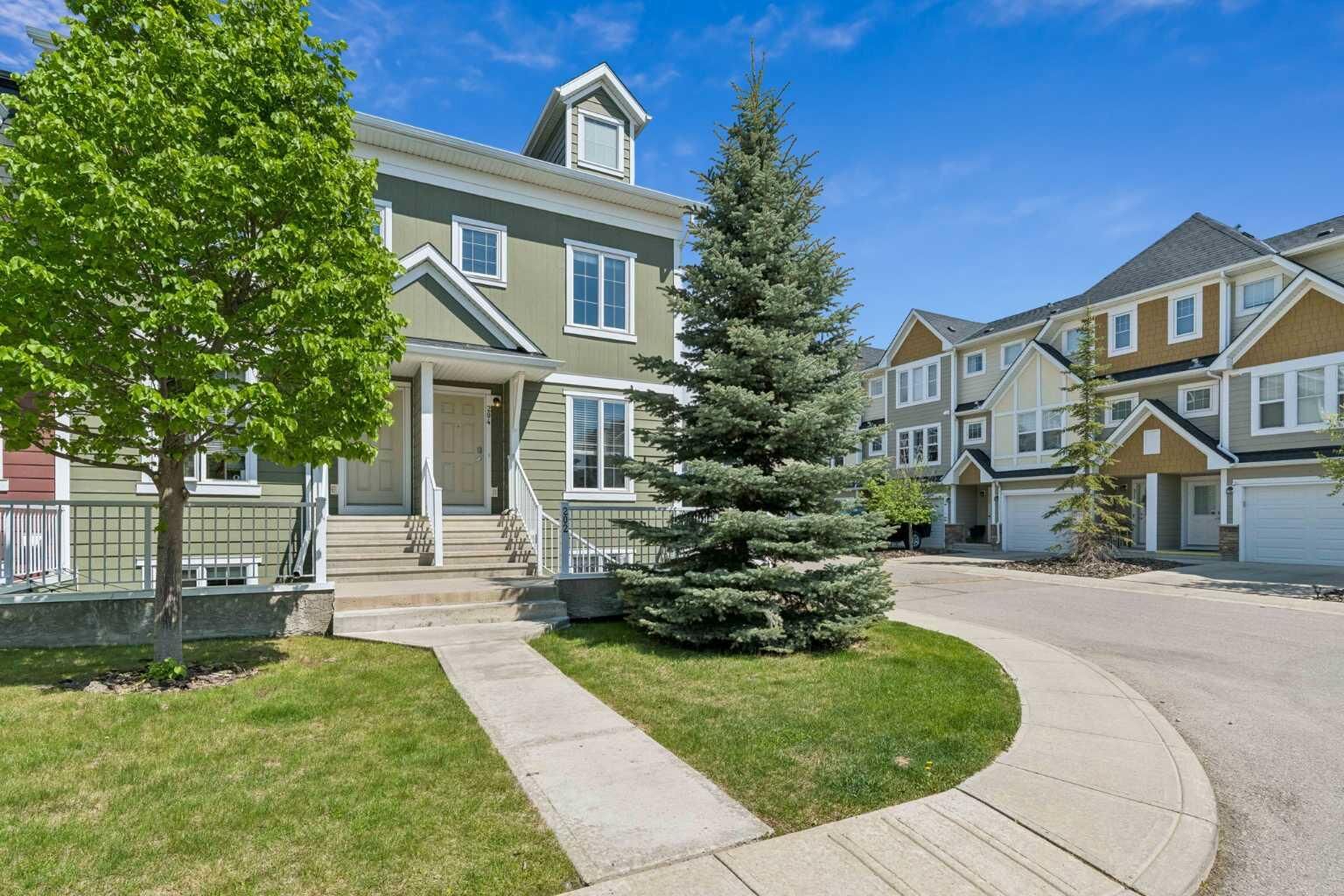 Property Photo:  202 Auburn Bay Circle SE  AB T3M 1S7 