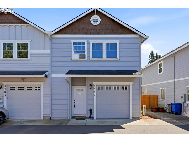 Property Photo:  2597 SE 105th Ave  OR 97266 