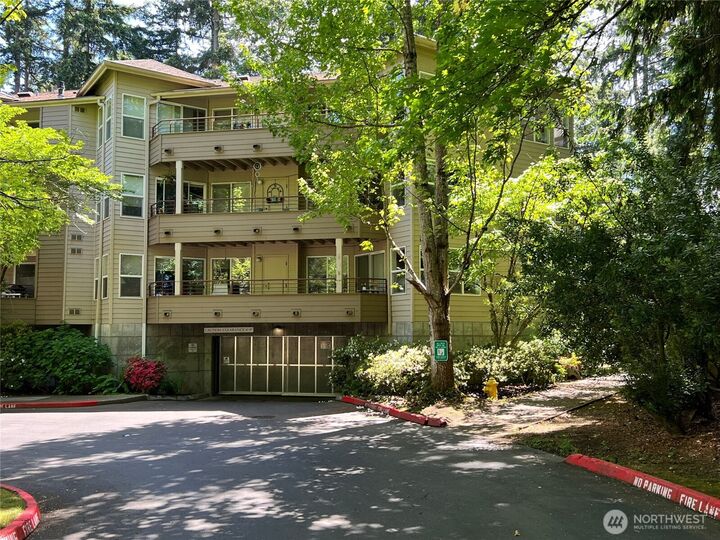 Property Photo:  1684  152nd Avenue NE W306  WA 98007 