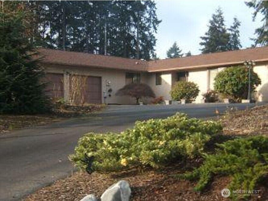 Property Photo:  5211  162nd Street Ct E  WA 98446 