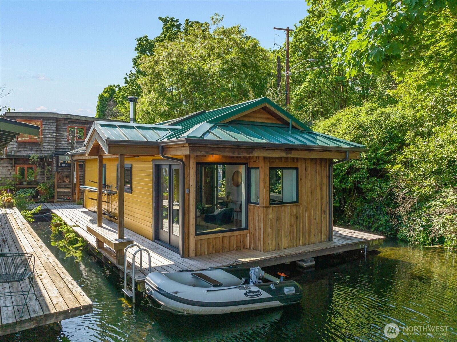 Property Photo:  2770  Westlake Avenue N 3  WA 98109 