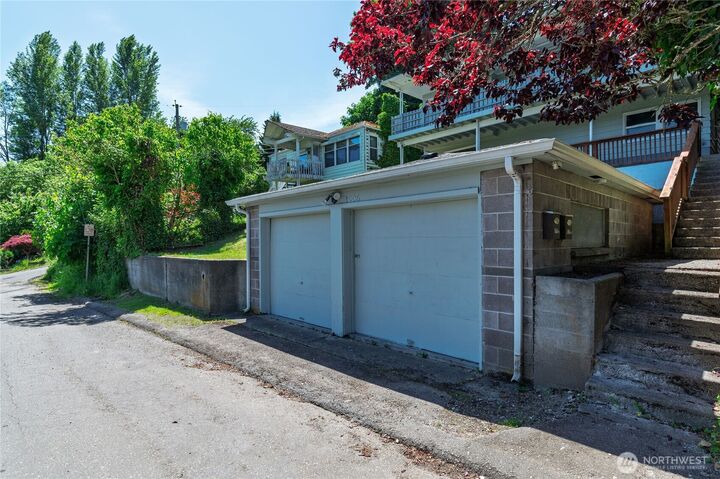 Property Photo: 1906 N Wycoff Avenue WA 98312