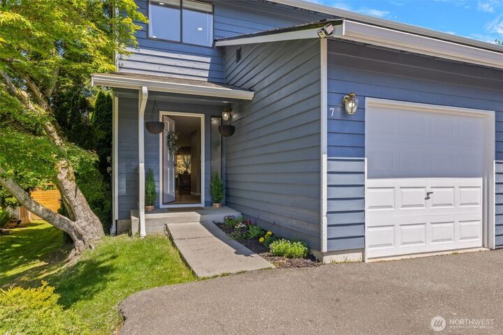 Property Photo:  5129 SW 81st 7  WA 98275 