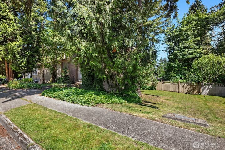 Property Photo: 8108 138th Avenue NE WA 98052