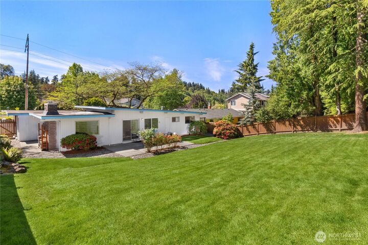 Property Photo:  3772  78th Avenue SE  WA 98040 