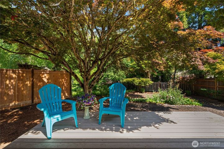 Property Photo: 22108 SE 251st Court WA 98038