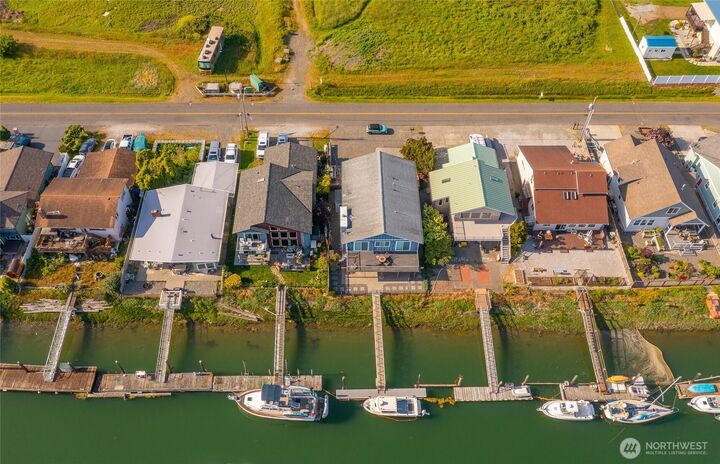 Property Photo:  4143  Patos Drive  WA 98248 