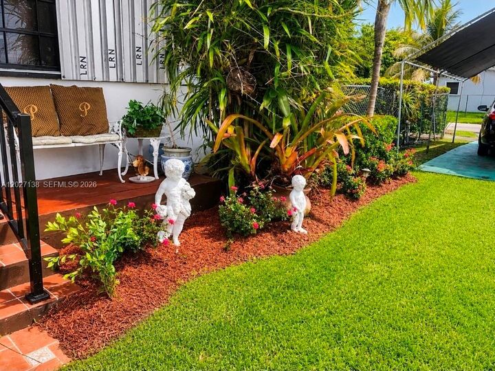 Property Photo:  10420 SW 149th St  FL 33176 