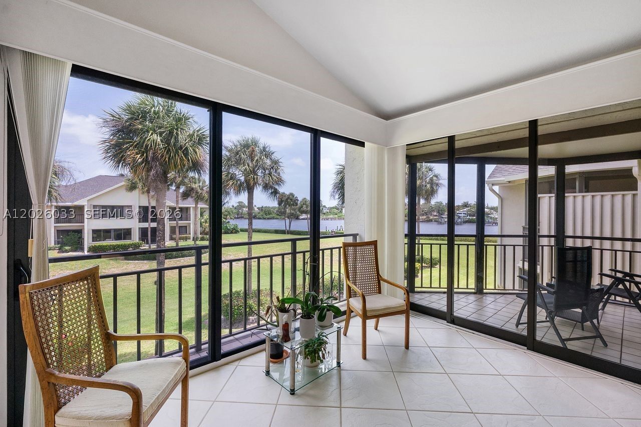Property Photo: 10411 SE Terrapin Place 203 FL 33469