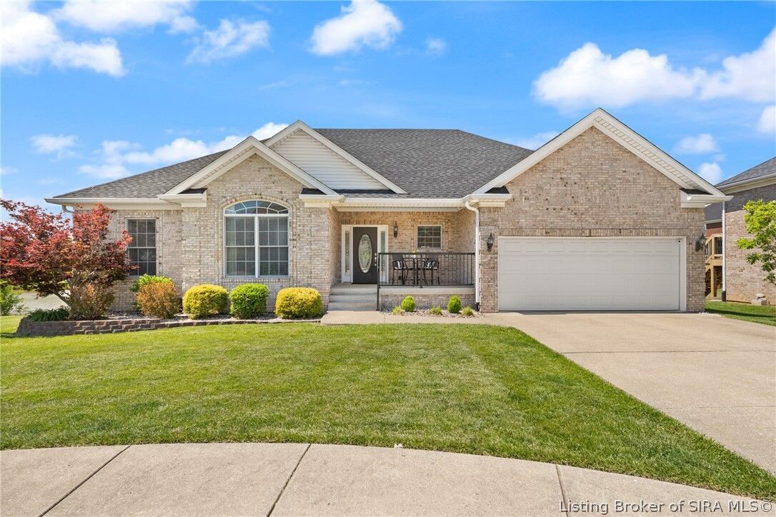 Property Photo: 3104 Island Court IN 47130