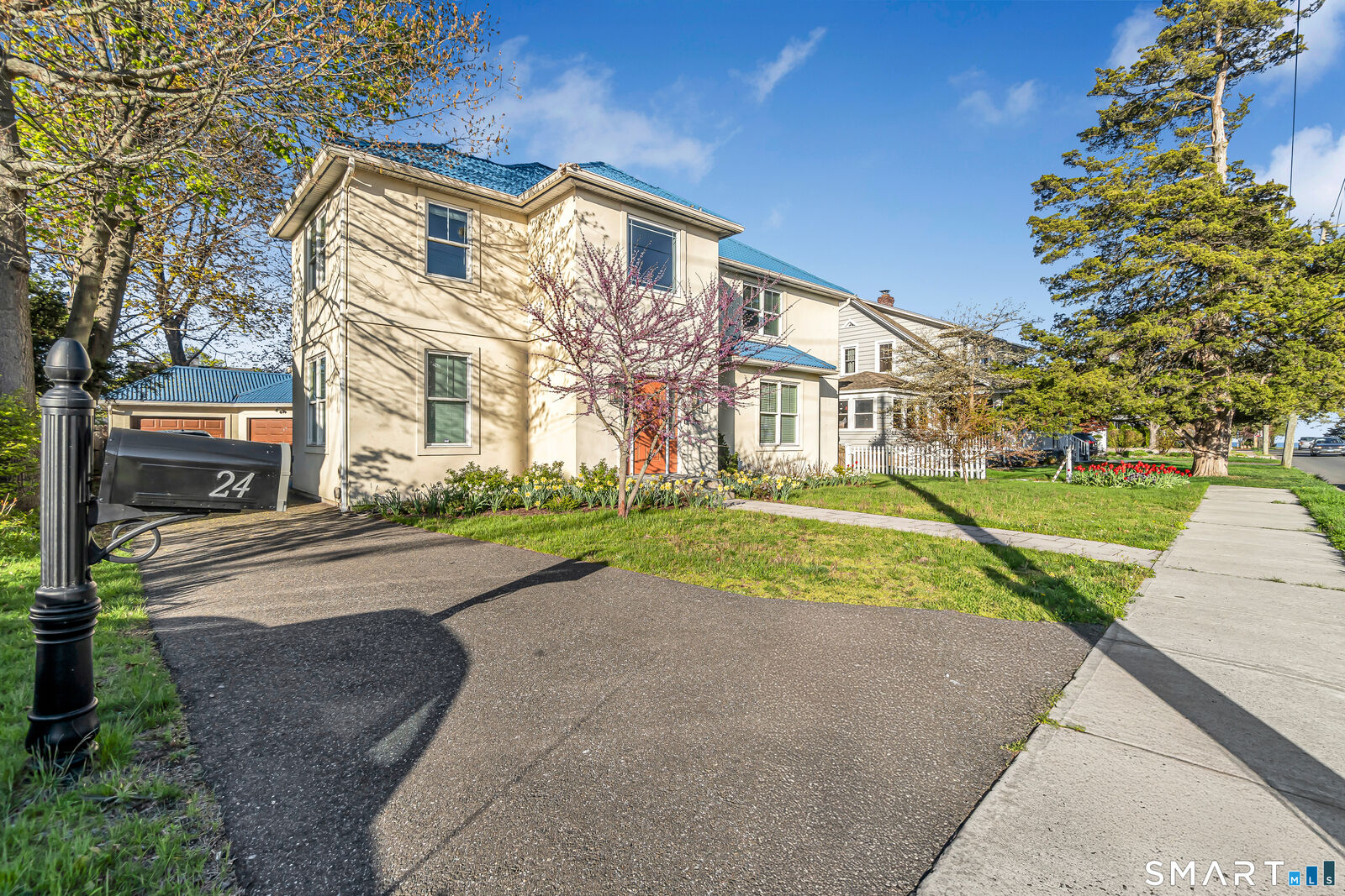 Property Photo: 24 Anderson Avenue CT 06460