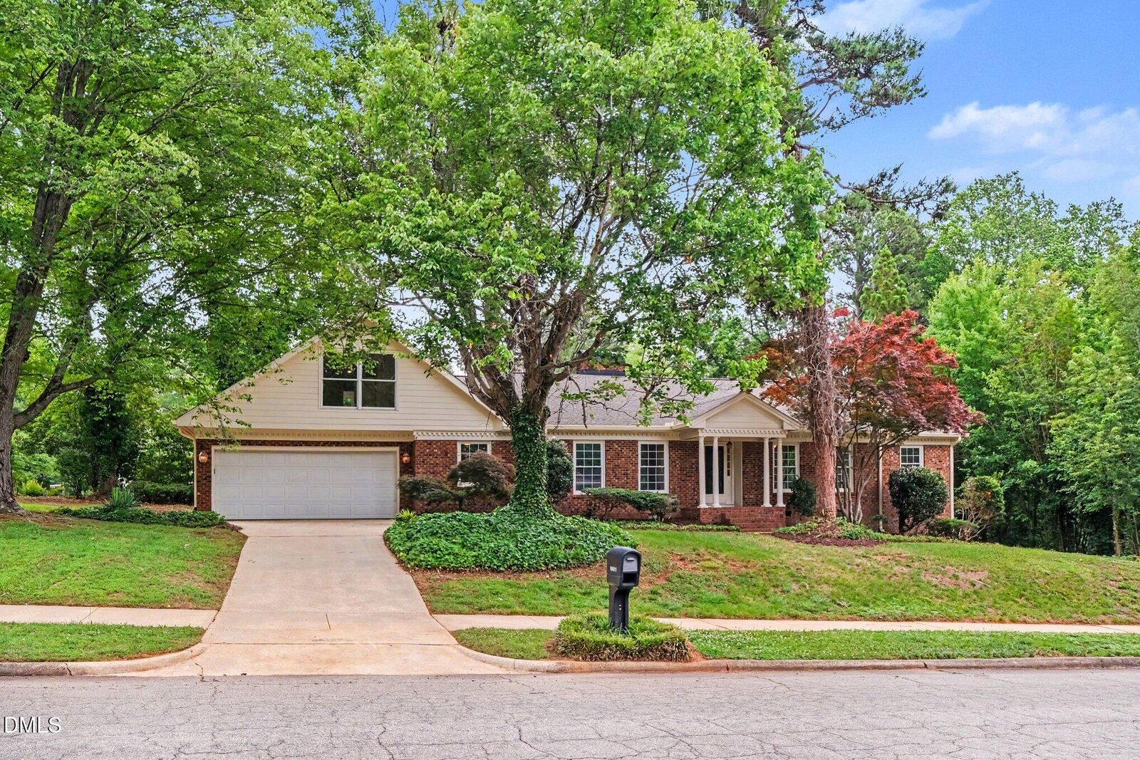 Property Photo:  1001 Deboy Street  NC 27606 