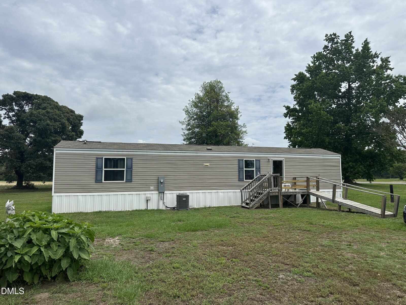 Property Photo:  30 Fredrick Road  NC 28328 