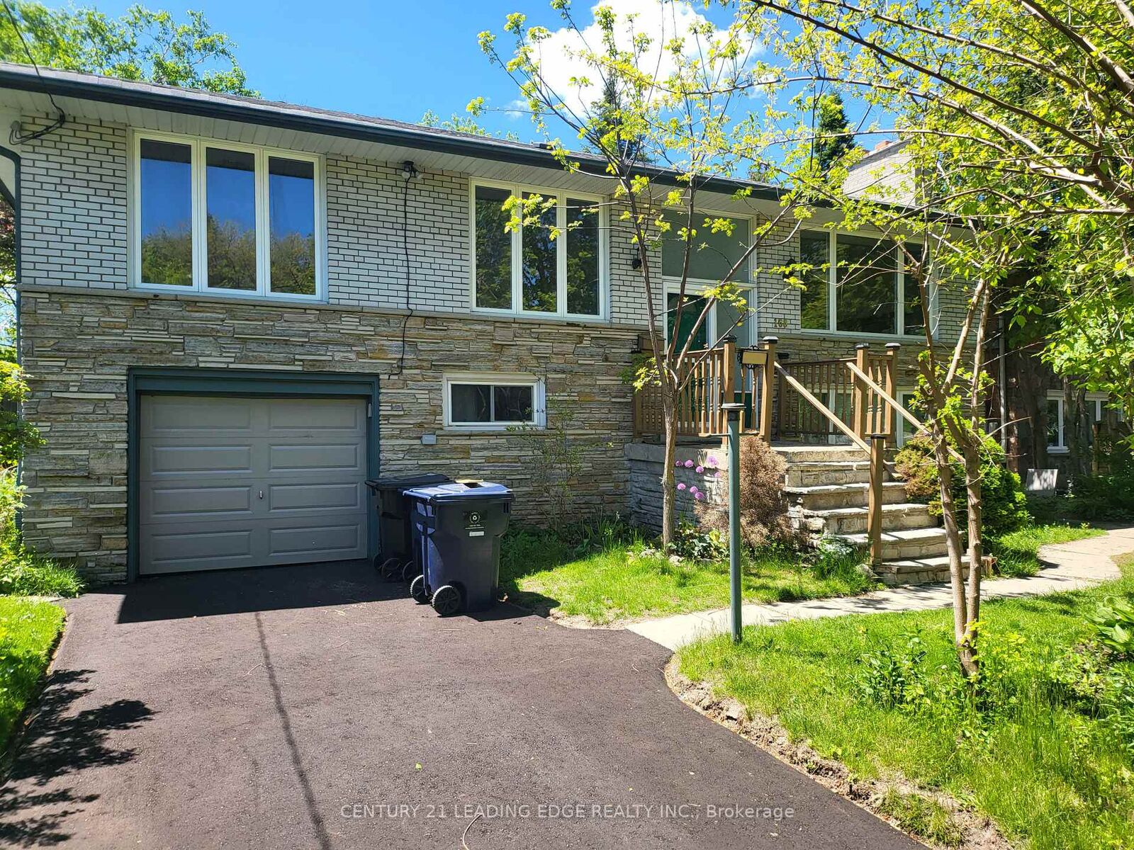 Property Photo: 168 Meadowvale Road Main Floor ON M1C 3E3
