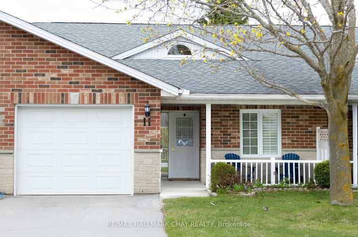 275 Huron Street 11 — photo 1