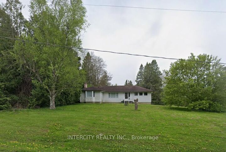 194 Martin Street — photo 1