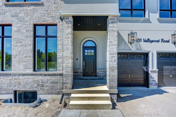 Property Photo: 26 Valleywest Road ON L6P 4R5