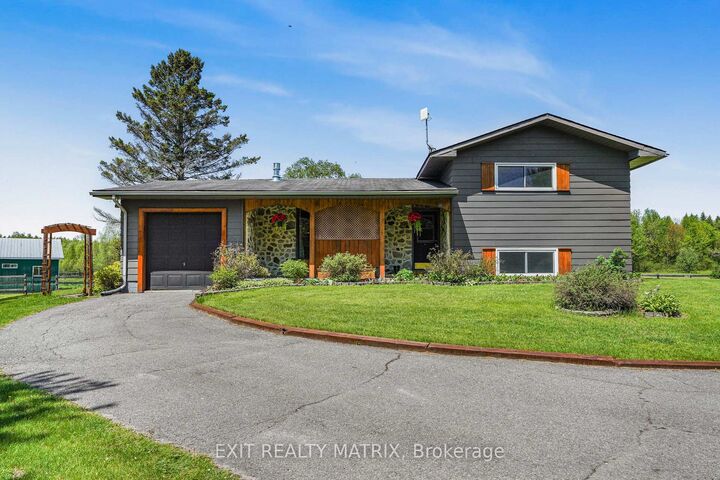 6416 Saumure Road — photo 1