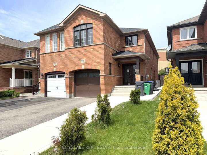 Property Photo: 68 Vintage Gate ON L6X 5C2