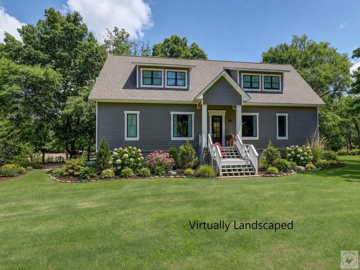 Property Photo:  1040 Vaughn Rd  AR 71943 