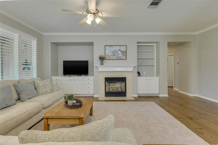 Property Photo: 117 Blazing Star Dr Drive TX 78633