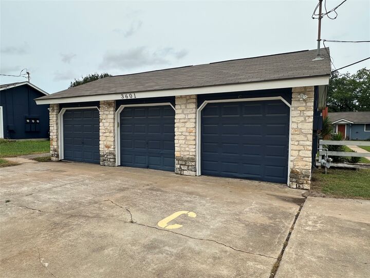 Property Photo: 3601 Buffalo Springs Trail A TX 78628
