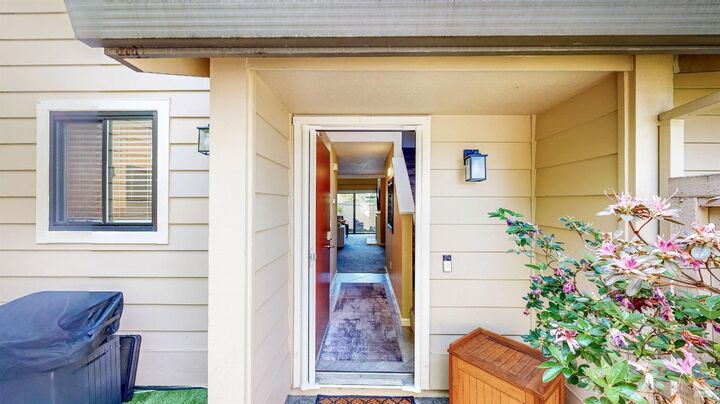 Property Photo:  2403 Woodlake Drive  CA 95405 
