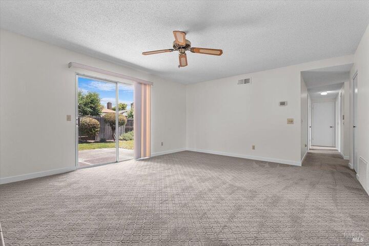 Property Photo:  405 Ely Boulevard  CA 94954 