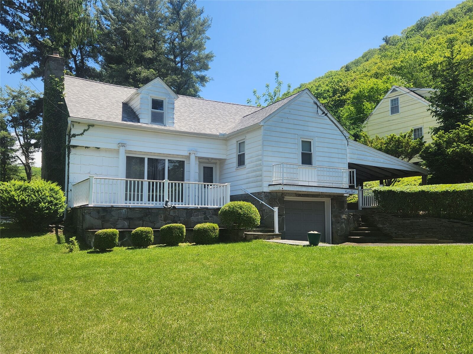 Property Photo:  25 Jutland Road  NY 13903 