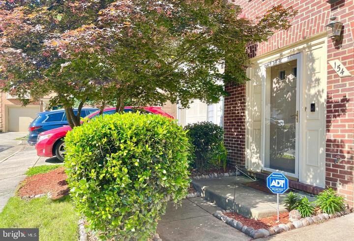 Property Photo: 154 Washington Street VA 22125