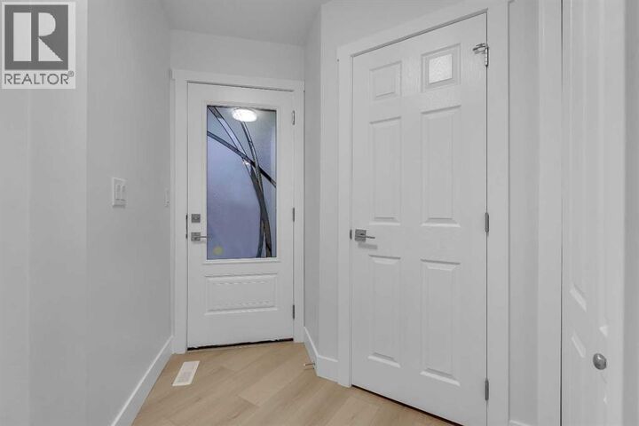 Property Photo:  52 Saddlecreek Terrace Northeast  AB T3J 4A5 