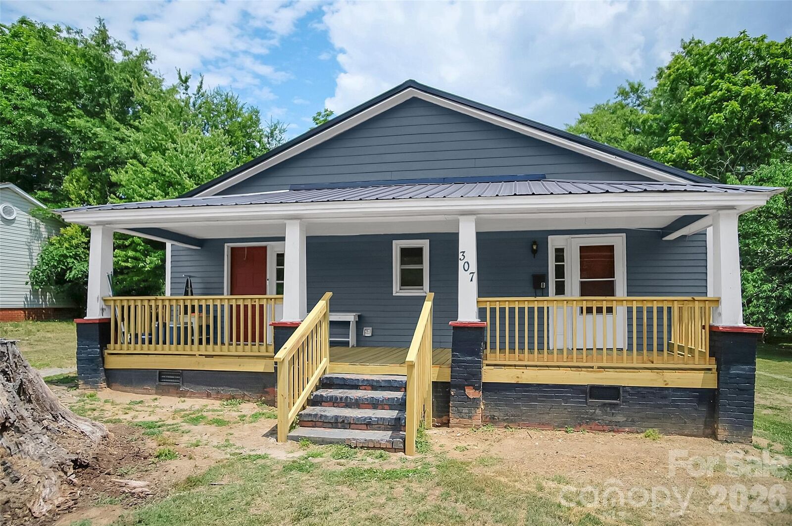 Property Photo:  307 S Jacob Street  NC 28021 