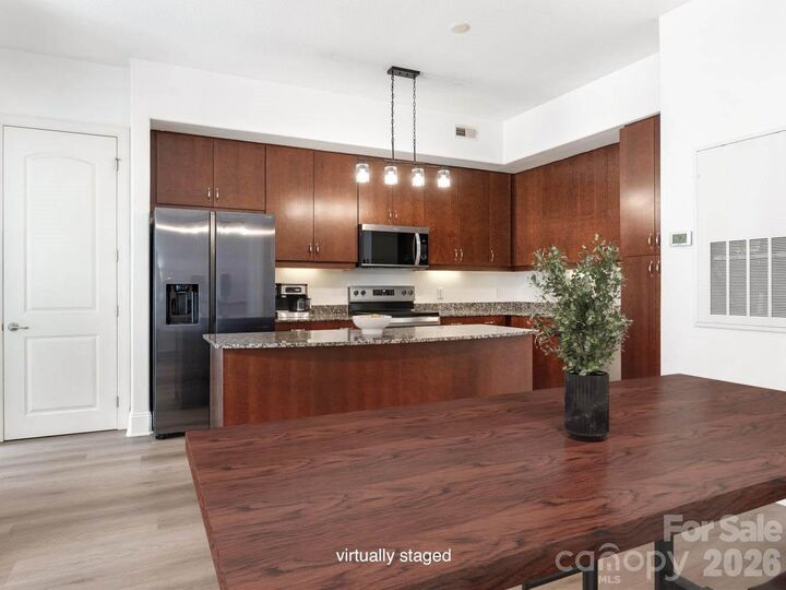 Property Photo: 4625 Piedmont Row Drive 408 NC 28210