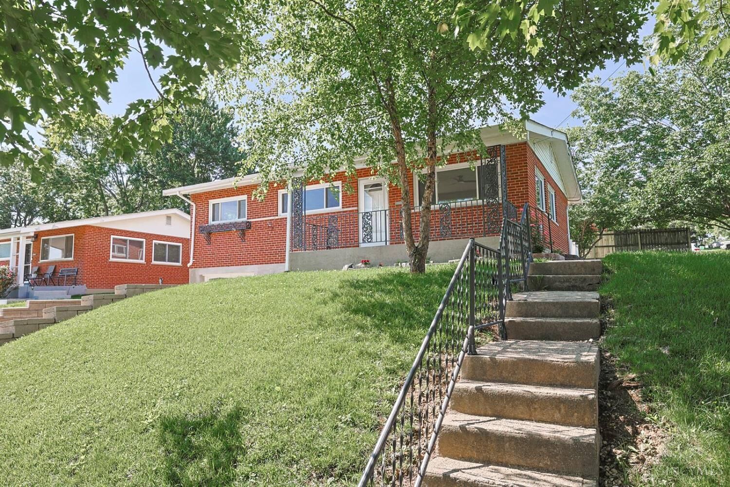 Property Photo: 5291 Briarhill Drive OH 45238