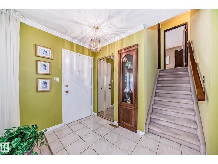 Property Photo:  17707 84 Av NW  AB T5T 0N5 